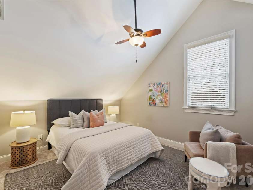 2804 Whiting Avenue, Charlotte, NC 28205.  MLS# CAR4343055, YatesRealty ID 4155. 