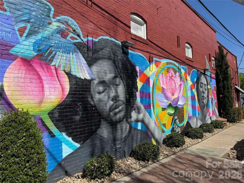 2804 Whiting Avenue, Charlotte, NC 28205.  MLS# CAR4343055, YatesRealty ID 4155. 