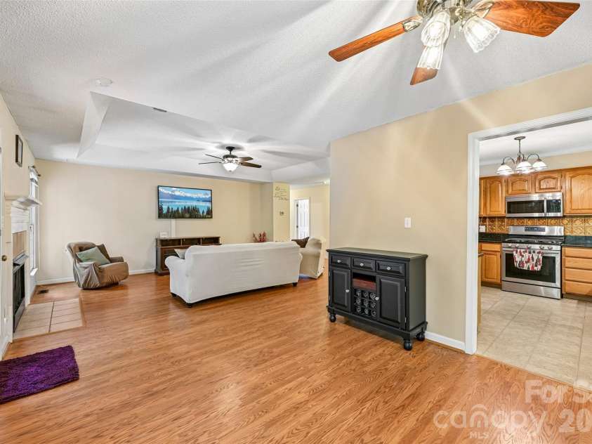 2167 Lookout Ridge, Rock Hill, SC 29732.  MLS# CAR4392491, YatesRealty ID 41551. 
