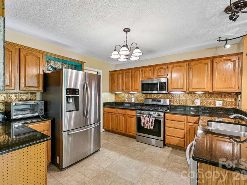 2167 Lookout Ridge, Rock Hill, SC 29732.  MLS# CAR4392491, YatesRealty ID 41551. 