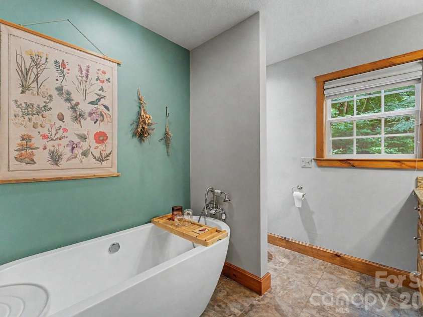 374 Ridgeway Street, Sylva, NC 28779.  MLS# CAR4408873, YatesRealty ID 41553. 