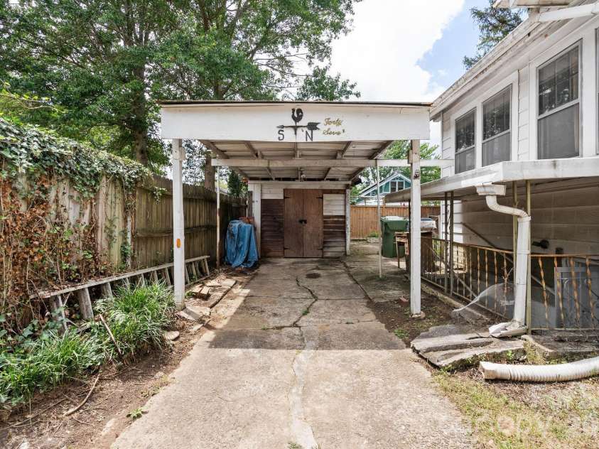 47 Virginia Avenue, Asheville, NC 28806.  MLS# CAR4409205, YatesRealty ID 41554. 