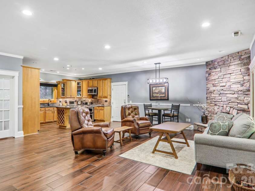 10 Cedar Drive, Mills River, NC 28759.  MLS# CAR4401333, YatesRealty ID 41556. 