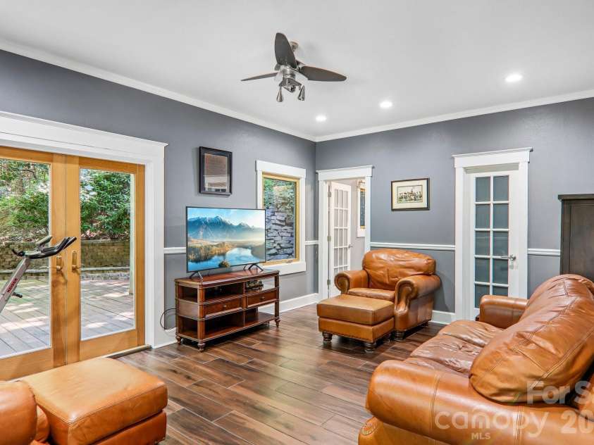 10 Cedar Drive, Mills River, NC 28759.  MLS# CAR4401333, YatesRealty ID 41556. 