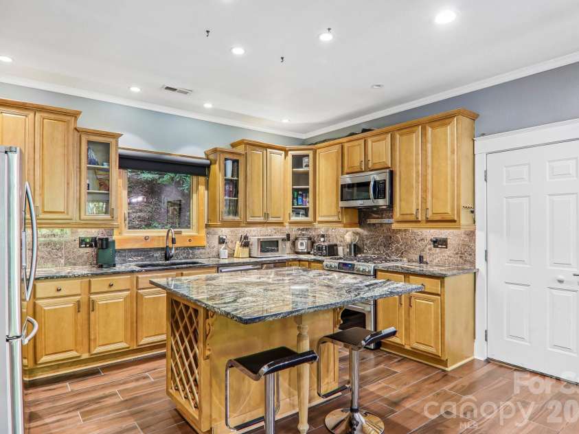 10 Cedar Drive, Mills River, NC 28759.  MLS# CAR4401333, YatesRealty ID 41556. 
