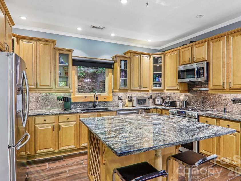 10 Cedar Drive, Mills River, NC 28759.  MLS# CAR4401333, YatesRealty ID 41556. 