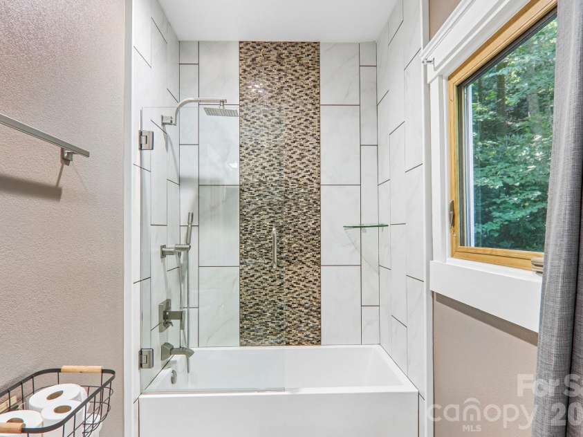 10 Cedar Drive, Mills River, NC 28759.  MLS# CAR4401333, YatesRealty ID 41556. 