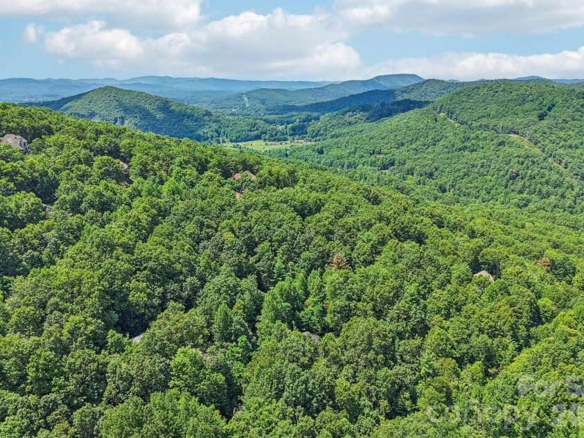 10 Cedar Drive, Mills River, NC 28759.  MLS# CAR4401333, YatesRealty ID 41556. 