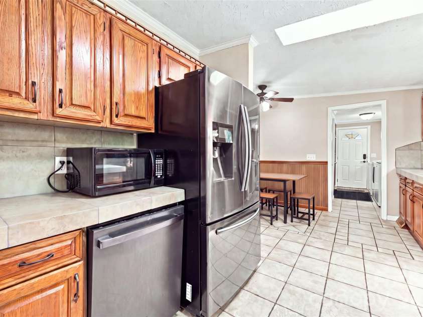 1973 Davis Circle, Clover, SC 29710.  MLS# CAR4409583, YatesRealty ID 41557. 
