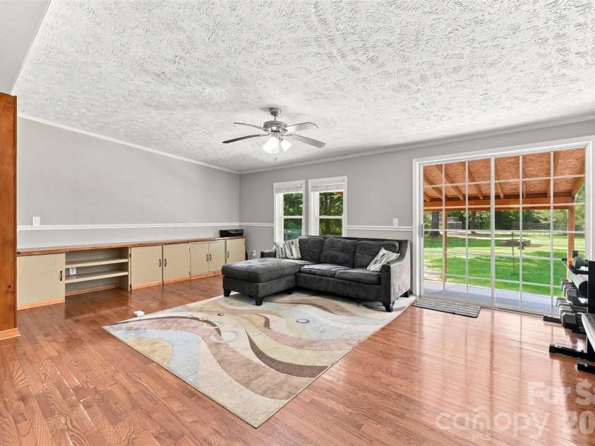 1973 Davis Circle, Clover, SC 29710.  MLS# CAR4409583, YatesRealty ID 41557. 