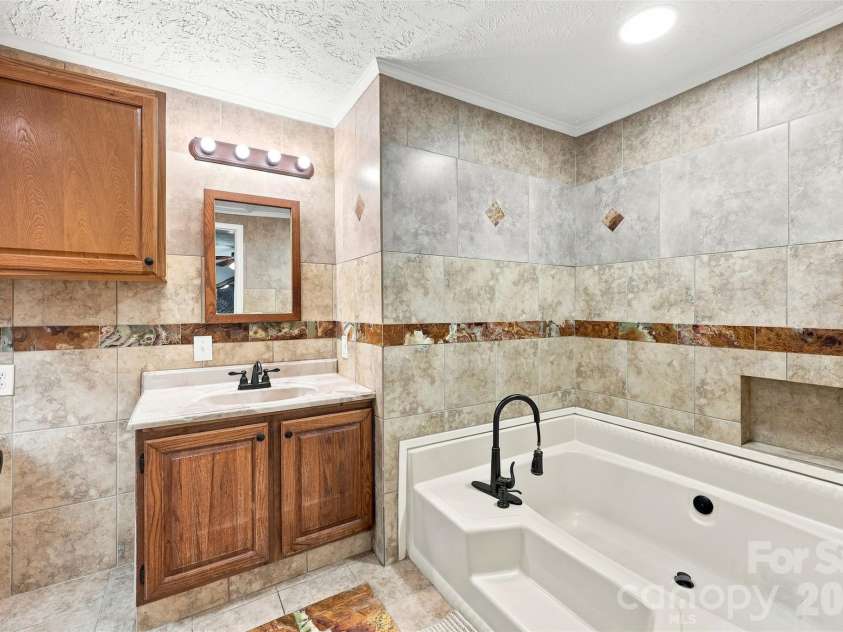 1973 Davis Circle, Clover, SC 29710.  MLS# CAR4409583, YatesRealty ID 41557. 