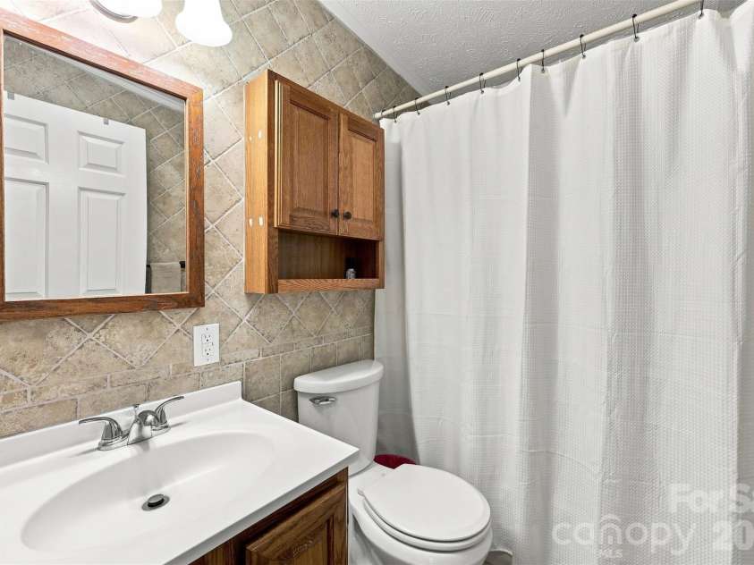 1973 Davis Circle, Clover, SC 29710.  MLS# CAR4409583, YatesRealty ID 41557. 