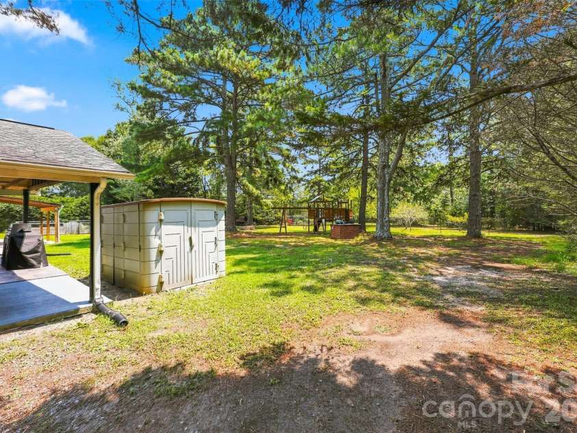 1973 Davis Circle, Clover, SC 29710.  MLS# CAR4409583, YatesRealty ID 41557. 