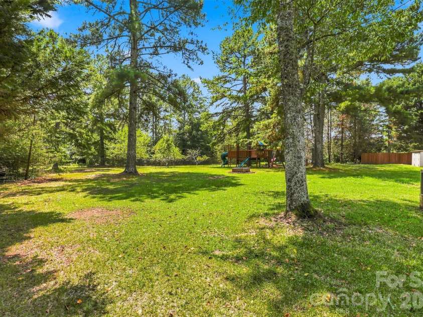 1973 Davis Circle, Clover, SC 29710.  MLS# CAR4409583, YatesRealty ID 41557. 