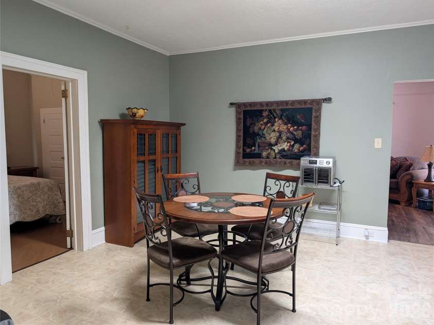 507 10th Street, Kannapolis, NC 28083.  MLS# CAR4401406, YatesRealty ID 41558. 