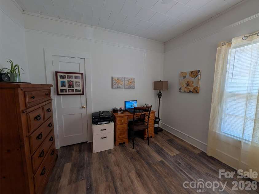 507 10th Street, Kannapolis, NC 28083.  MLS# CAR4401406, YatesRealty ID 41558. 