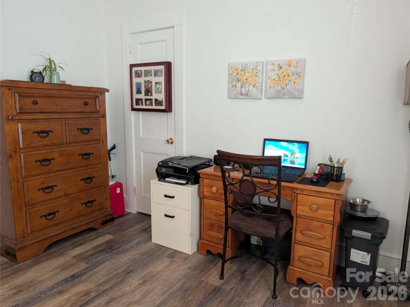 507 10th Street, Kannapolis, NC 28083.  MLS# CAR4401406, YatesRealty ID 41558. 