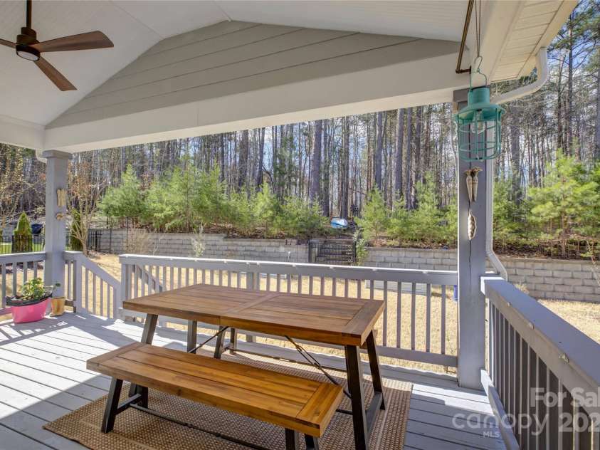17609 Caddy Court, Charlotte, NC 28278.  MLS# CAR4228599, YatesRealty ID 4156. 