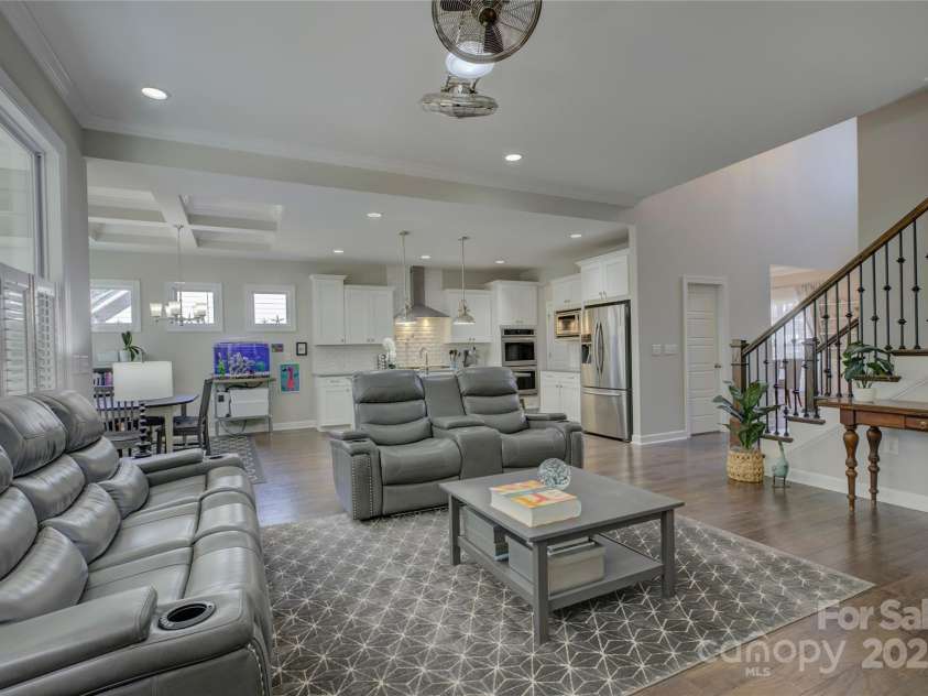 17609 Caddy Court, Charlotte, NC 28278.  MLS# CAR4228599, YatesRealty ID 4156. 