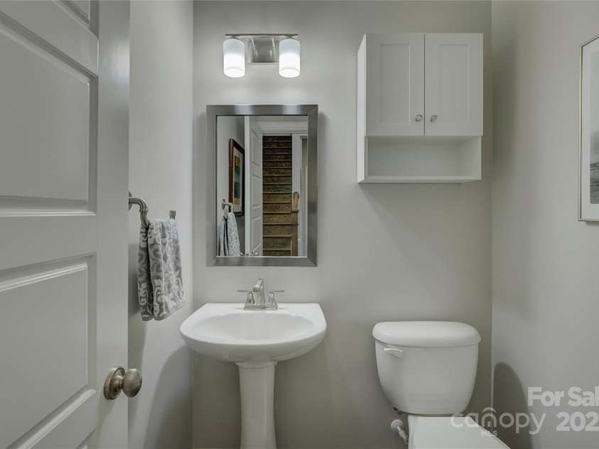 17609 Caddy Court, Charlotte, NC 28278.  MLS# CAR4228599, YatesRealty ID 4156. 