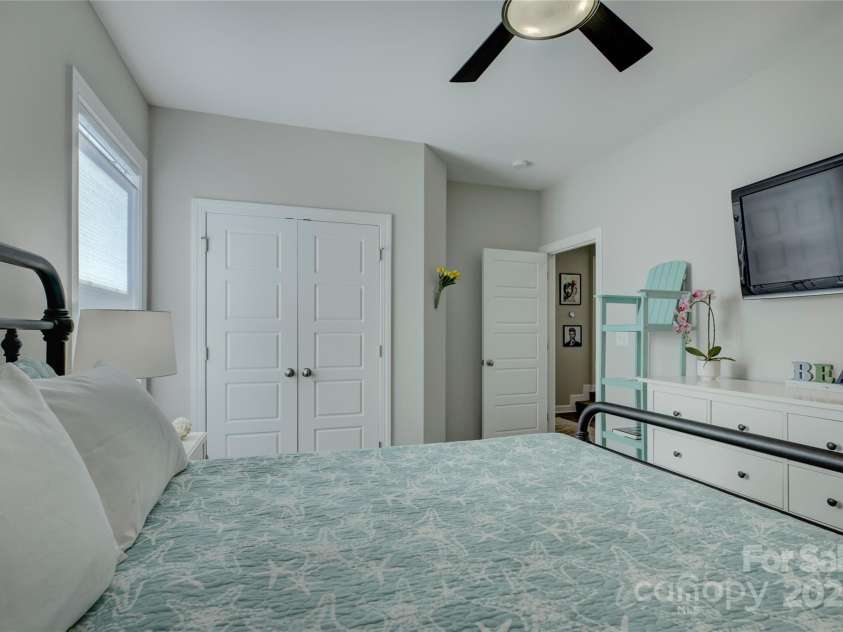 17609 Caddy Court, Charlotte, NC 28278.  MLS# CAR4228599, YatesRealty ID 4156. 