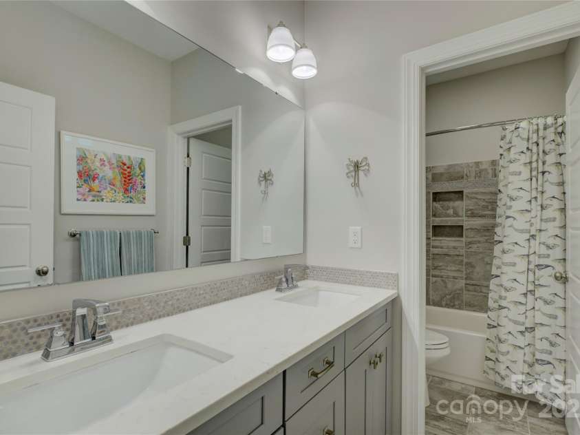 17609 Caddy Court, Charlotte, NC 28278.  MLS# CAR4228599, YatesRealty ID 4156. 