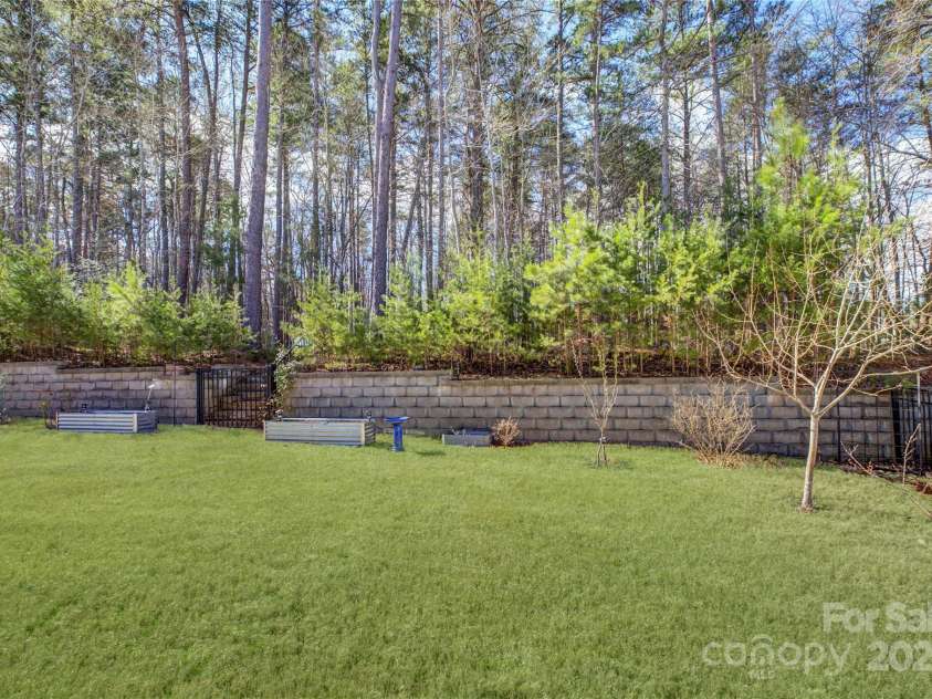 17609 Caddy Court, Charlotte, NC 28278.  MLS# CAR4228599, YatesRealty ID 4156. 