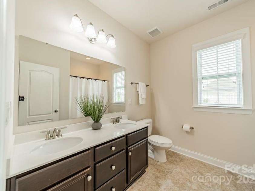 2762 Red Maple Lane, Harrisburg, NC 28075.  MLS# CAR4324491, YatesRealty ID 4156. Hall Full Bath