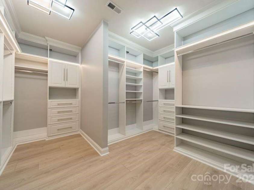 2762 Red Maple Lane, Harrisburg, NC 28075.  MLS# CAR4324491, YatesRealty ID 4156. Primary Walk in Closet