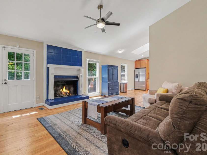 8537 Furrier Drive, Charlotte, NC 28270.  MLS# CAR4403046, YatesRealty ID 41560. 