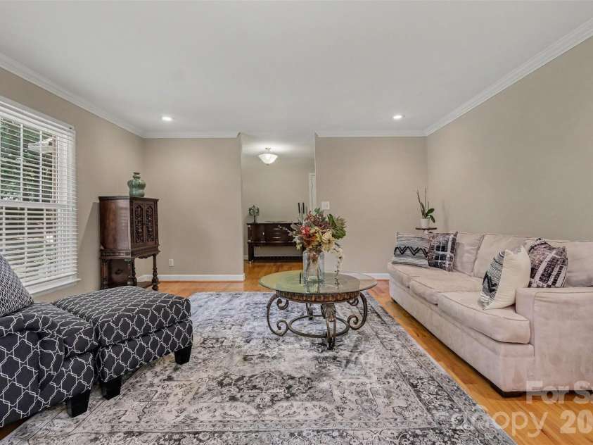 8537 Furrier Drive, Charlotte, NC 28270.  MLS# CAR4403046, YatesRealty ID 41560. 