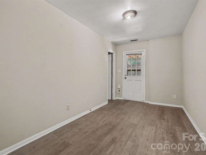8537 Furrier Drive, Charlotte, NC 28270.  MLS# CAR4403046, YatesRealty ID 41560. 