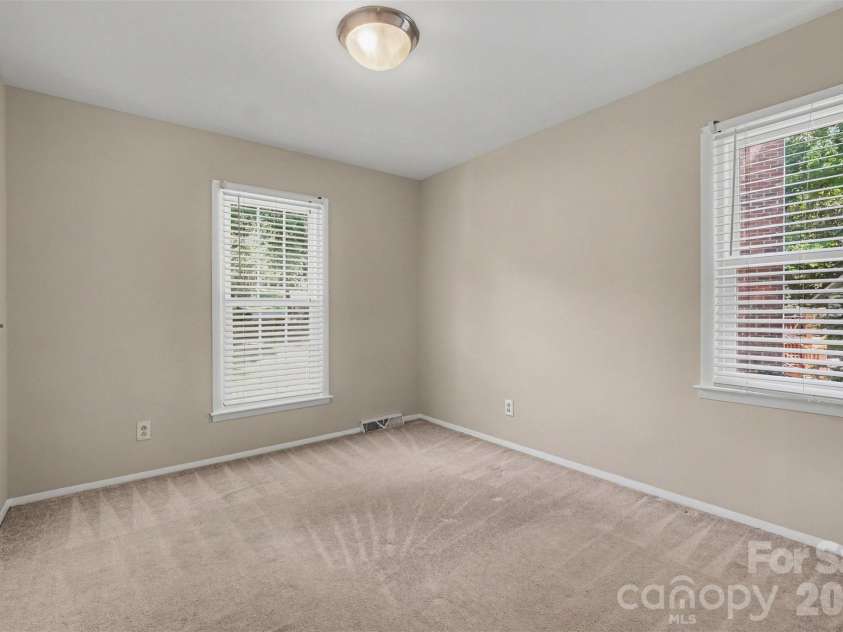 8537 Furrier Drive, Charlotte, NC 28270.  MLS# CAR4403046, YatesRealty ID 41560. 