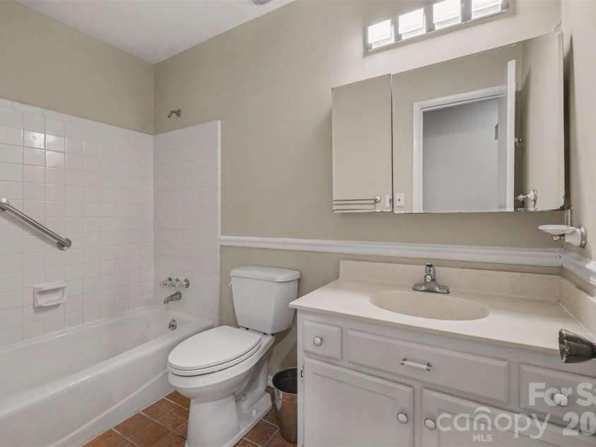 8537 Furrier Drive, Charlotte, NC 28270.  MLS# CAR4403046, YatesRealty ID 41560. 