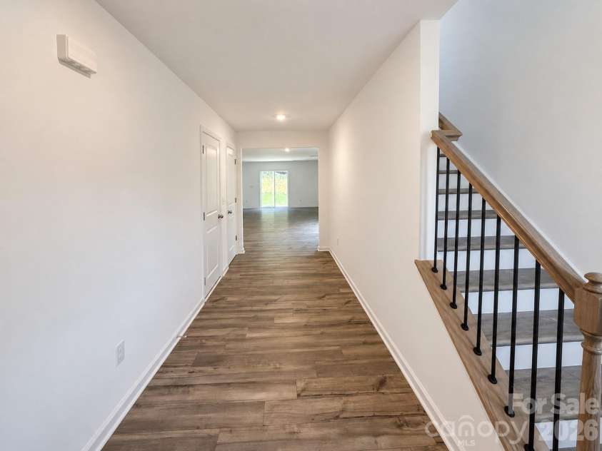 161 Spotted Way, Troutman, NC 28166.  MLS# CAR4406028, YatesRealty ID 41562. Beautiful wide entry foyer