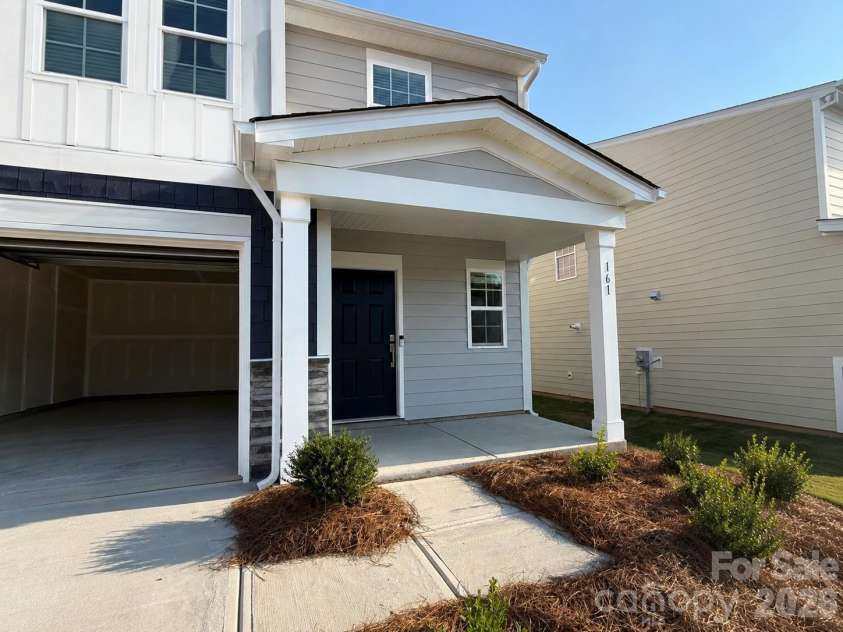 161 Spotted Way, Troutman, NC 28166.  MLS# CAR4406028, YatesRealty ID 41562. Frost floorplan, 5 bedroom, first floor guest suite