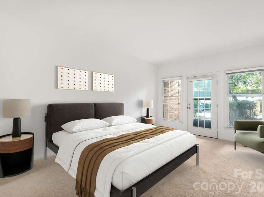 1016 Queens Road, Charlotte, NC 28207.  MLS# CAR4356907, YatesRealty ID 41564. Virtually staged