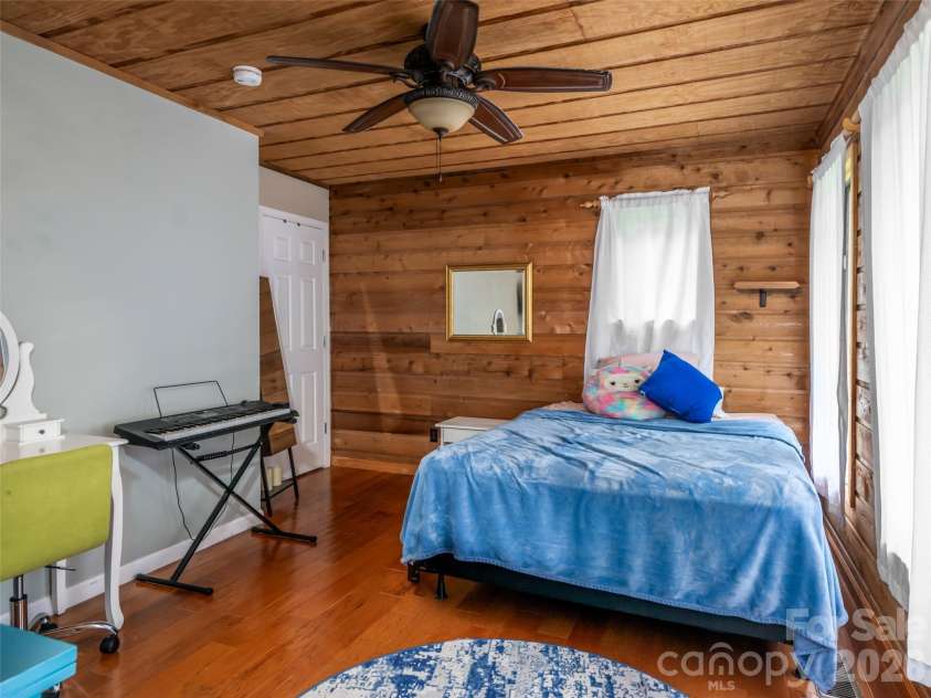 61 Sherwood Forest Drive, Arden, NC 28704.  MLS# CAR4410058, YatesRealty ID 41567. 