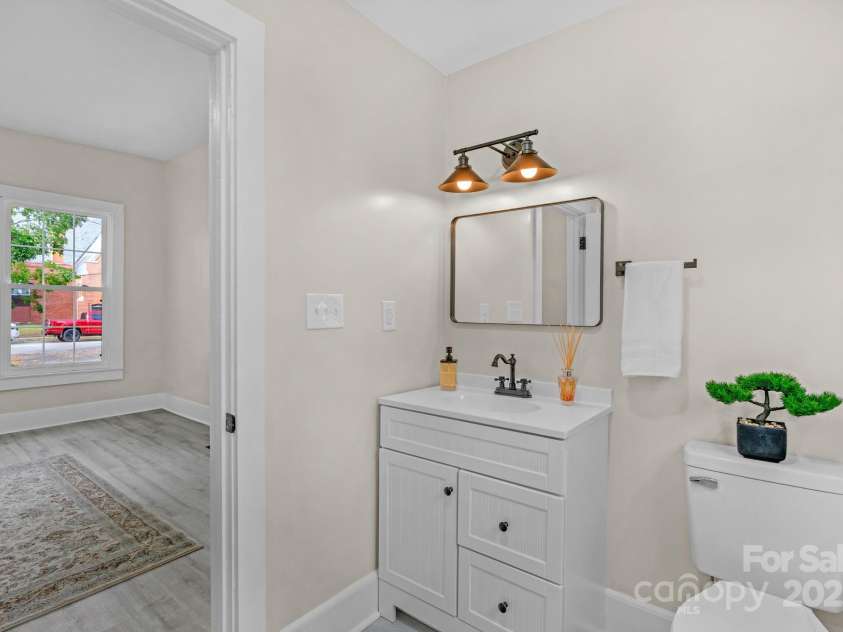 107 Rockingham Road, Rockingham, NC 28379.  MLS# CAR4260552, YatesRealty ID 4157. 