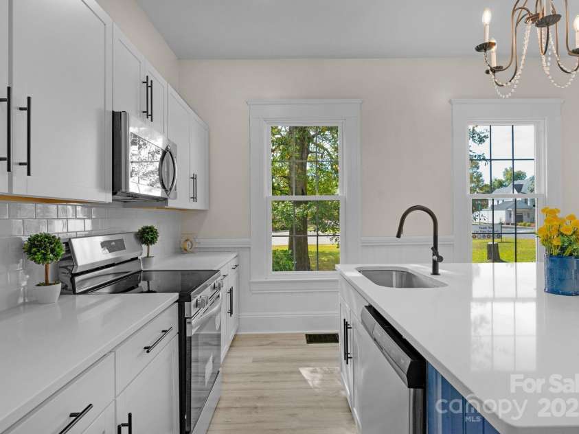 107 Rockingham Road, Rockingham, NC 28379.  MLS# CAR4332432, YatesRealty ID 4157. 