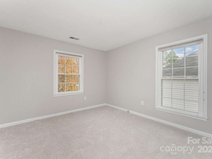 5923 Swanston Drive, Charlotte, NC 28269.  MLS# CAR4320443, YatesRealty ID 4157. 