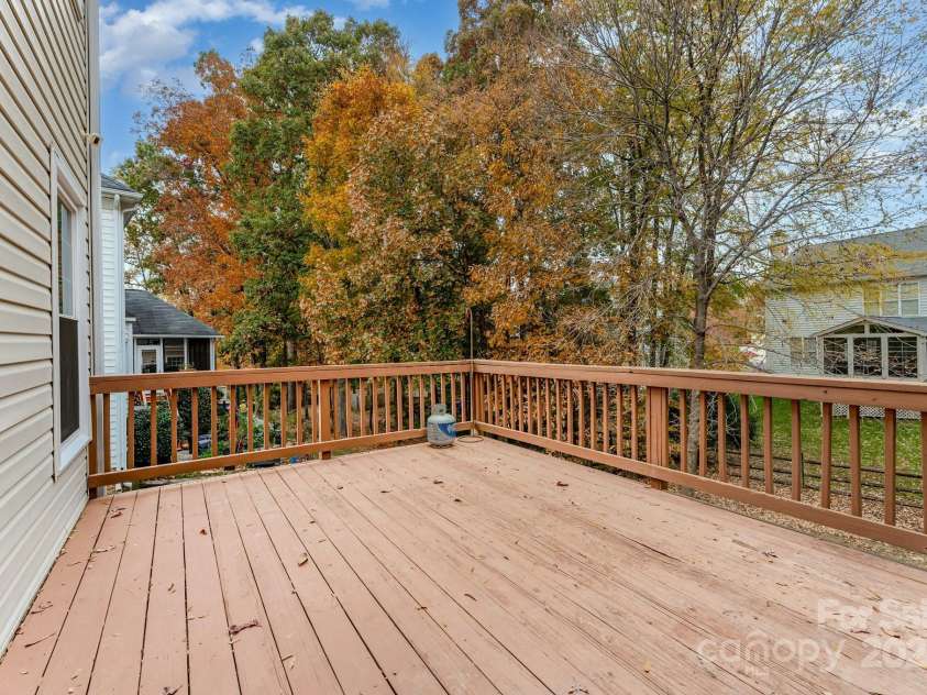 5923 Swanston Drive, Charlotte, NC 28269.  MLS# CAR4320443, YatesRealty ID 4157. 