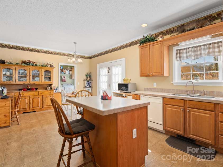 70 Pierce Elders Road, Whittier, NC 28789.  MLS# CAR4322530, YatesRealty ID 4157. 