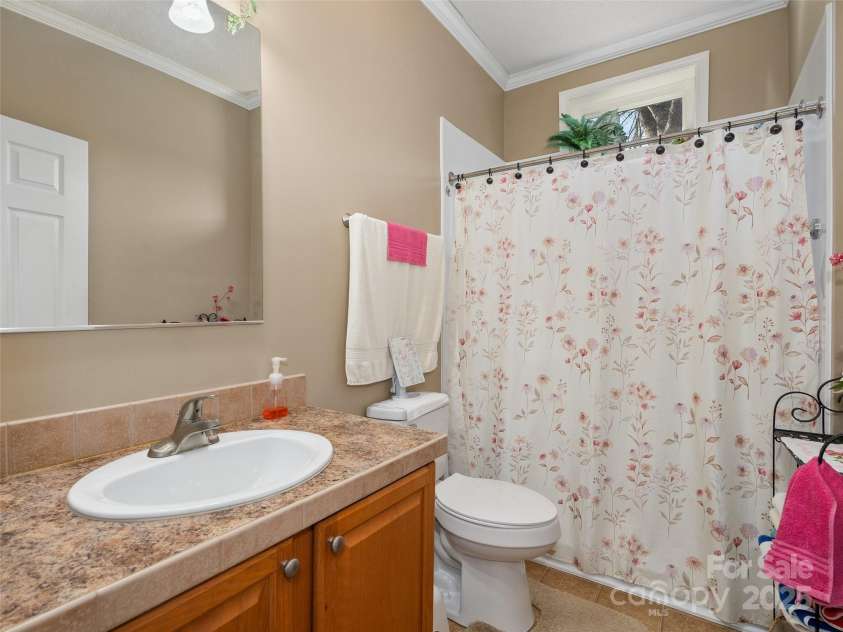 70 Pierce Elders Road, Whittier, NC 28789.  MLS# CAR4322530, YatesRealty ID 4157. 