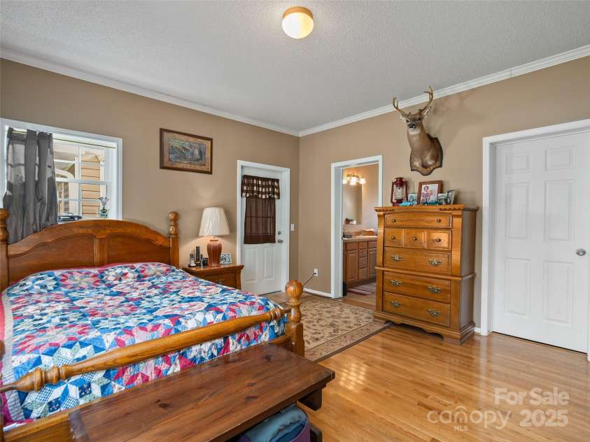 70 Pierce Elders Road, Whittier, NC 28789.  MLS# CAR4322530, YatesRealty ID 4157. 