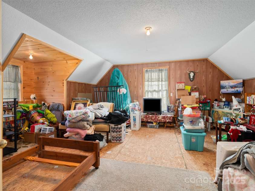 70 Pierce Elders Road, Whittier, NC 28789.  MLS# CAR4322530, YatesRealty ID 4157. 