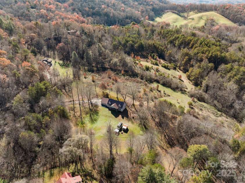 70 Pierce Elders Road, Whittier, NC 28789.  MLS# CAR4322530, YatesRealty ID 4157. 