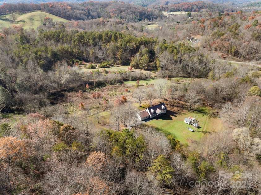 70 Pierce Elders Road, Whittier, NC 28789.  MLS# CAR4322530, YatesRealty ID 4157. 