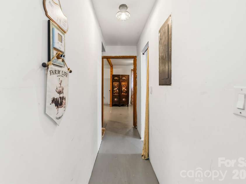 7040 Vintage Road, Lilesville, NC 28091.  MLS# CAR4407268, YatesRealty ID 41575. Hallway