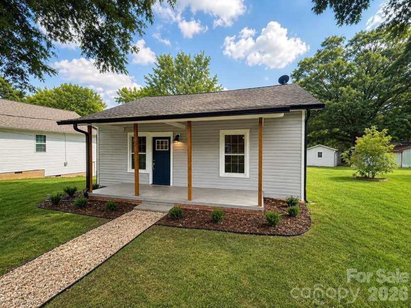 2449 Myrtle Avenue, Gastonia, NC 28052.  MLS# CAR4410014, YatesRealty ID 41576. 